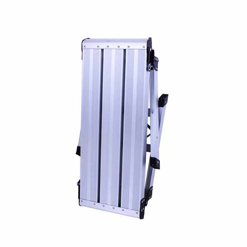 rough-terrain-scissor-lift