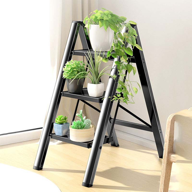 step-ladder-with-handrails